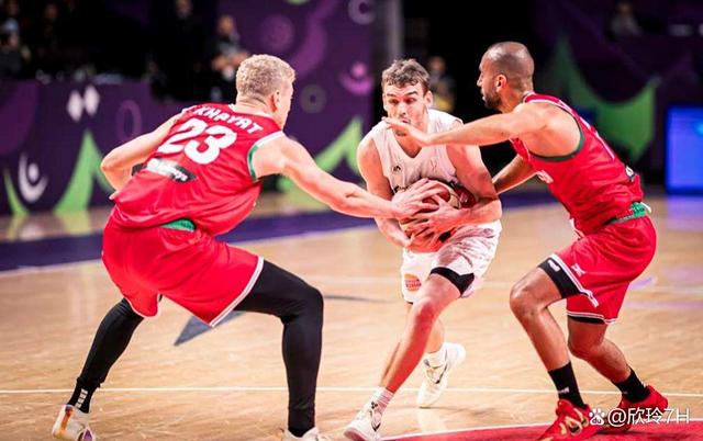 爱游戏竞技-新西兰田径选手突破自我,刷新个人记录