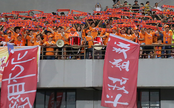 爱游戏培训-包含布拉格斯巴达主场告捷,出线希望犹存!的词条