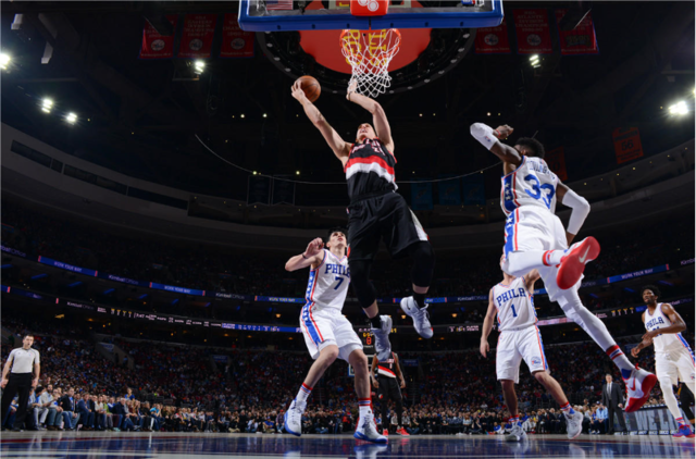 爱游戏网页版入口-火箭不敌76人，河蟹32分未能拯救球队的简单介绍