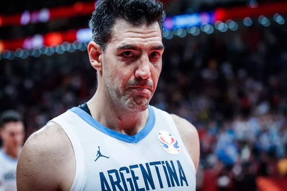 爱游戏官网登录网址-阿维拉主场逆转成功，擒下关键胜利的简单介绍