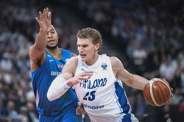 爱游戏网址-轰动全场！欧锦赛预选赛大比分胜出的简单介绍