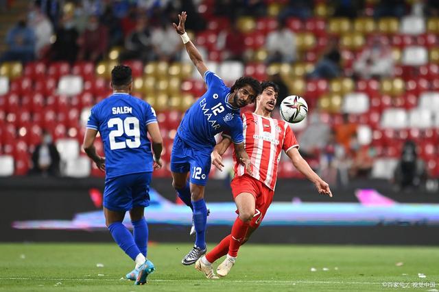 爱游戏登录入口-洛里昂队员状态火爆，完美击败对手